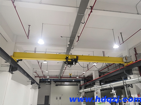 LD型歐式電動單梁起重機 LD型歐式電動單梁起重機