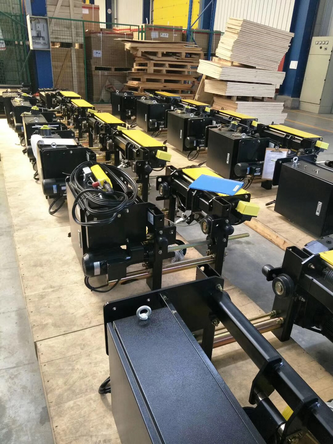 LD型歐式電動單梁起重機 LD型歐式電動單梁起重機