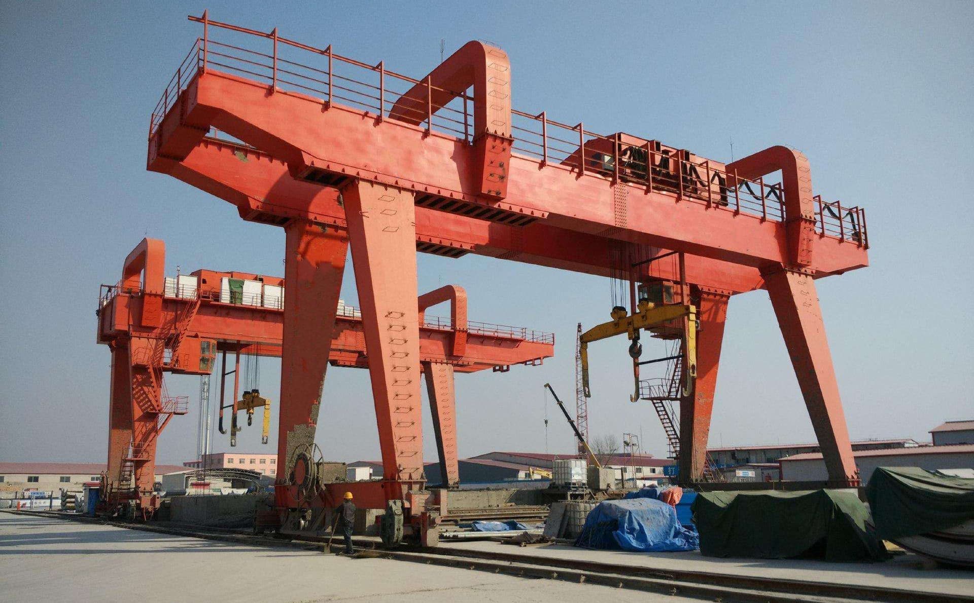 龍門(mén)起重機(jī)的分類和使用注意事項(xiàng)