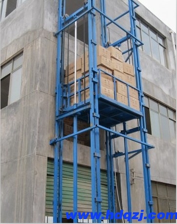 導軌式升降機液壓平臺貨梯 導軌式升降機液壓平臺貨梯