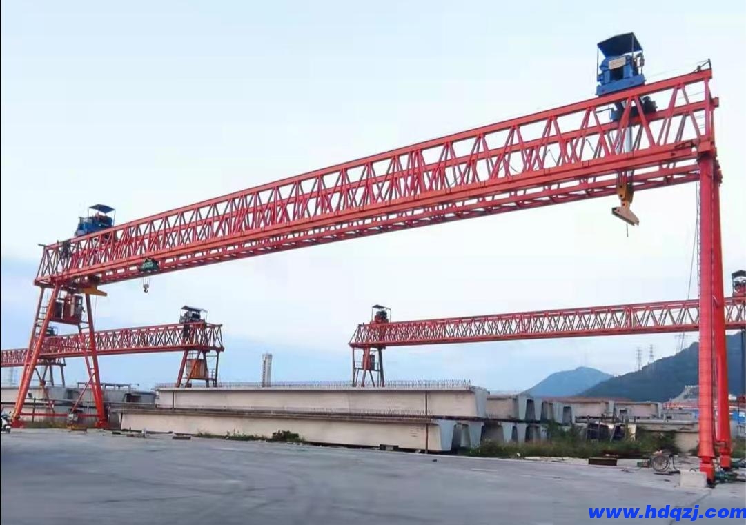 龍門吊起重機的剎車系統(tǒng)如何在惡劣天氣條件下運作?