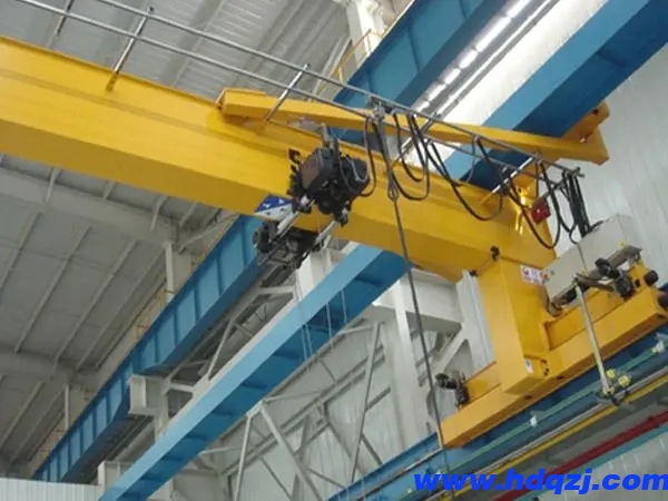 會(huì)造成起重機(jī)發(fā)生傾倒的因素、 會(huì)造成起重機(jī)發(fā)生傾倒的因素、