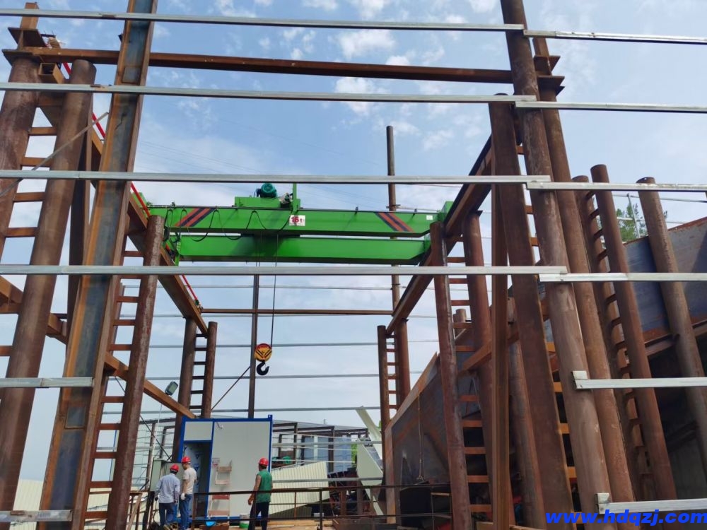 冶金起重機的種類及功用 冶金起重機的種類及功用