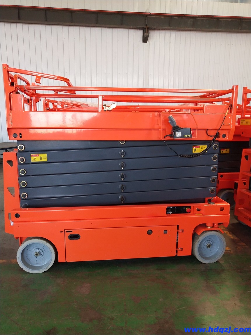 自行式升降機 蓄電池移動升降平車 自行式升降機 蓄電池移動升降平車